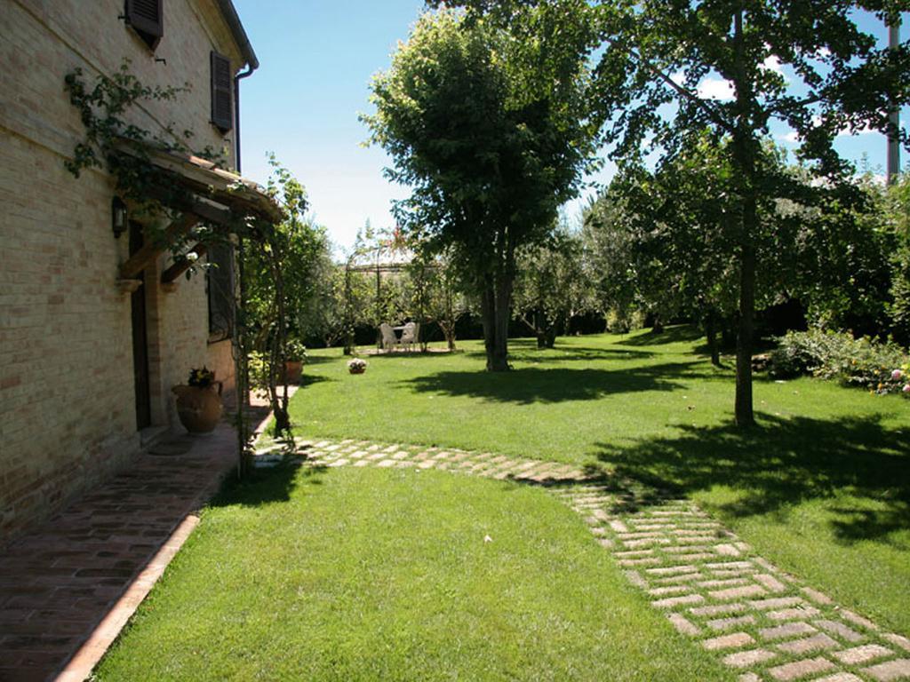 Villarondanella Fermo Exteriér fotografie